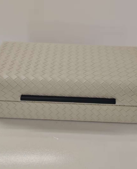 现代简约皮革首饰盒摆件