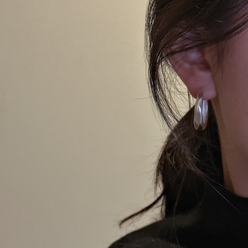 S925纯银韩版小众设计感基础款大耳圈韩式风时髦INS风质感耳扣,淘宝优惠券,粉丝福利购,淘宝优惠卷