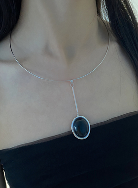 金属极简女黑色吊坠项圈锁骨链