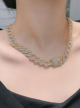 镶钻古巴链其他合金粗链条女