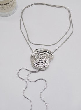 水波纹金属玫瑰花朵抽拉项链