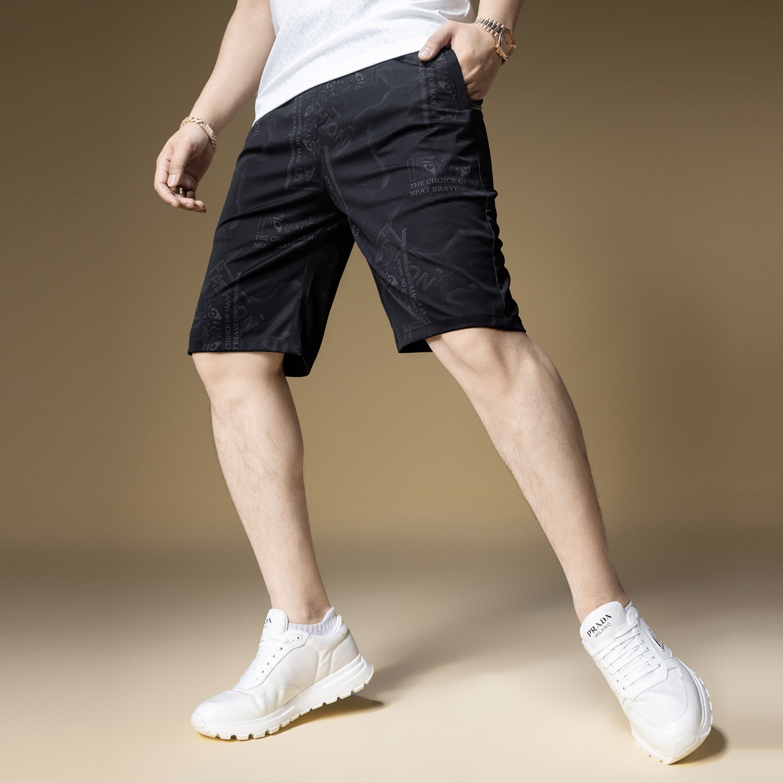 ZOUK欧洲站短裤男潮牌印花暗纹夏季薄款男裤子2024新款休闲沙滩裤,淘宝优惠券,粉丝福利购,淘宝优惠卷