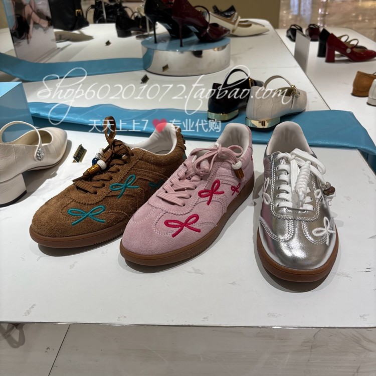 思加图2026春季女鞋蝴蝶音符德训鞋阿甘鞋休闲鞋平底女单鞋 EE933,淘宝优惠券,粉丝福利购,淘宝优惠卷