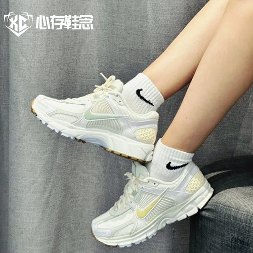 耐克跑鞋男款Nike Zoom Vomero 5全掌碳板竞速运动鞋BV1358-001 - 图3