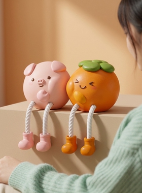 可爱卡通猪树脂桌面摆件送礼