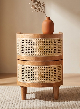 侘寂风实木藤编双层床头柜