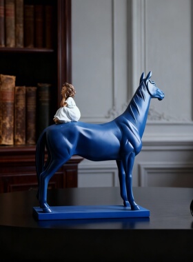 轻奢树脂人物雕塑摆件客厅装饰