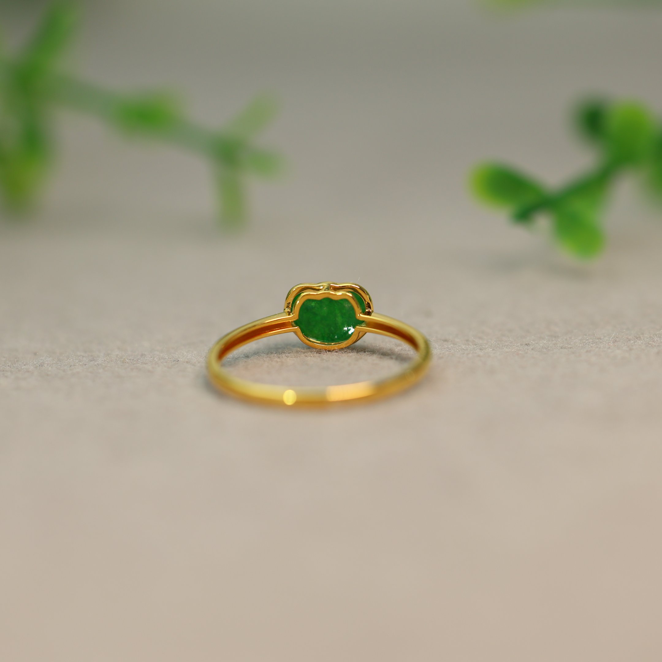 Full green Burmese natural grade A jadeite Ruyi head ring