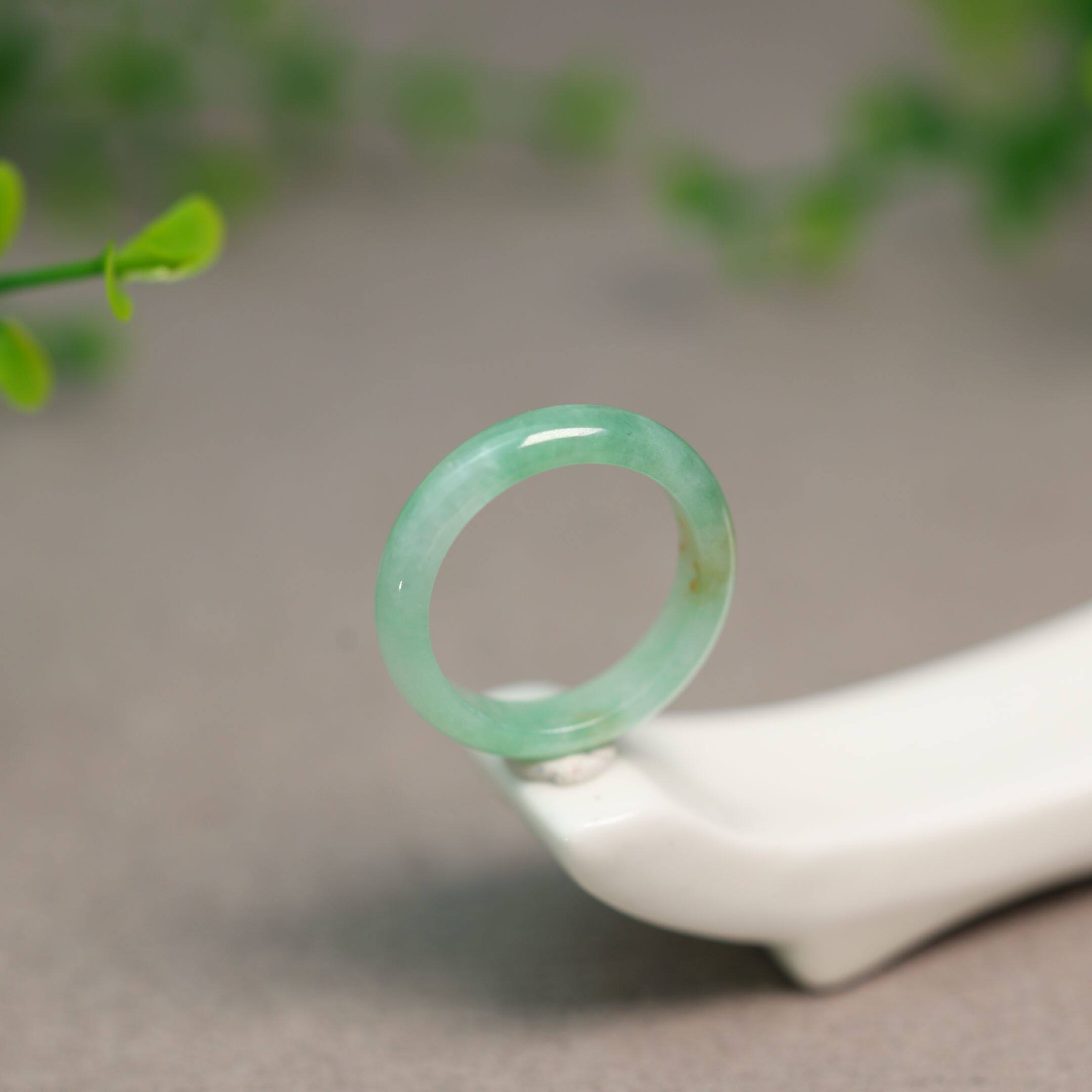 Myanmar natural grade A jadeite ring