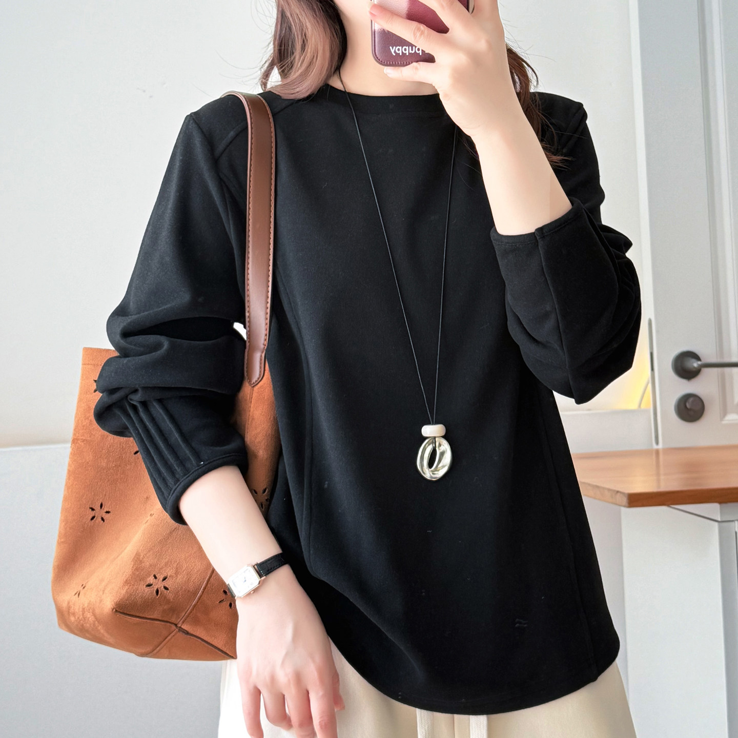 正肩百搭长袖打底衫秋冬半高领大码女装胖mm遮肉显瘦收褶袖口上衣,淘宝优惠券,粉丝福利购,淘宝优惠卷