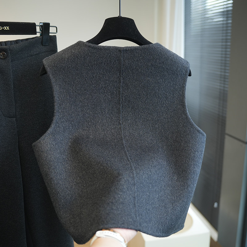 虫小小 羊毛羊驼毛双面呢内搭背心叠穿马甲女毛呢短外套秋冬A73J,淘宝优惠券,粉丝福利购,淘宝优惠卷