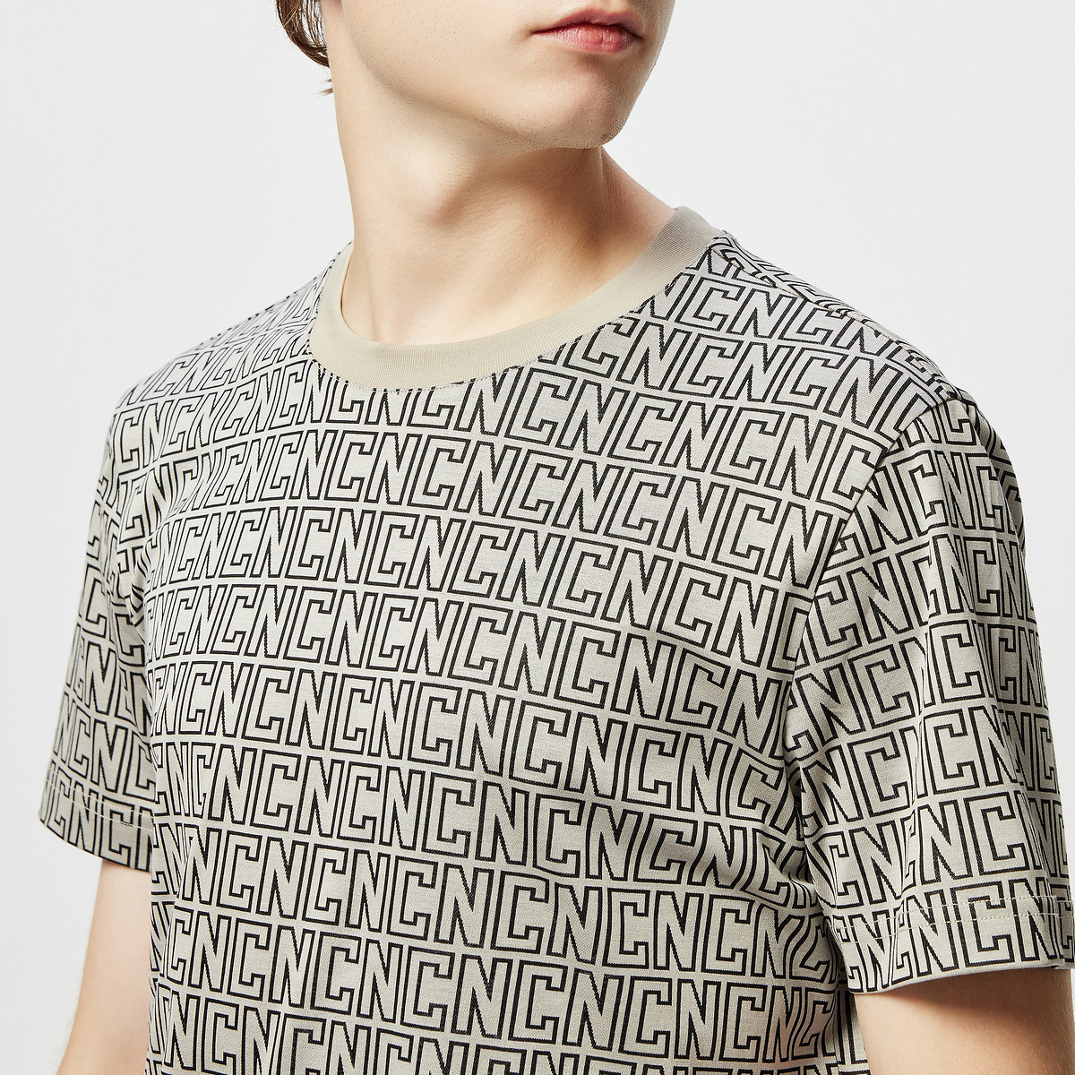 CNC男装25夏季新款满身字母圆领男士短袖T恤合身轻奢青年体恤,淘宝优惠券,粉丝福利购,淘宝优惠卷