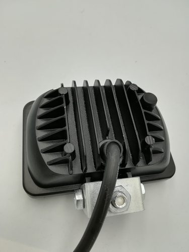 超亮汽车LED大灯3寸方6珠反光杯12v80v通用货车射灯大灯改 - 图2