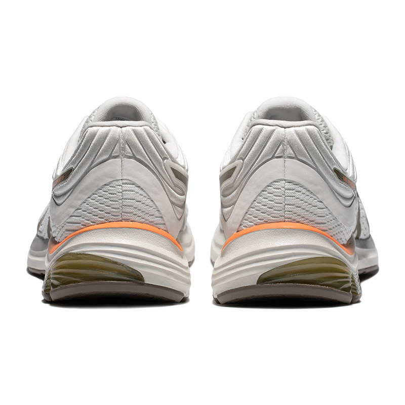 asics /亚瑟士减震透气男子跑步鞋 wecolor跑步鞋