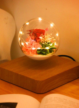 磁悬浮发光永生花可旋转