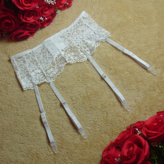 Vielseitiger, transparenter Strumpfgürtel mit niedriger Taille und verzierter Spitze