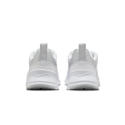 耐克女子W  AIR MAX NUAXIS运动休闲板鞋/复刻鞋HF1233-101 - 图2