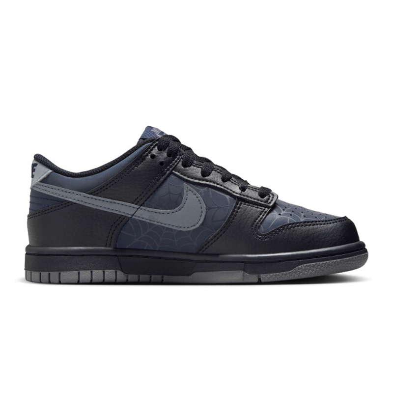 NIKE耐克男大童NIKE DUNK LOW GS运动休闲鞋HQ3815-001
