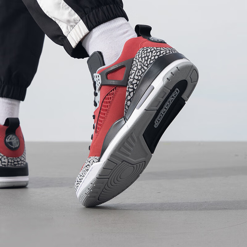 NIKE耐克男子JORDAN 乔丹时尚低帮复古运动篮球鞋FQ1759-600
