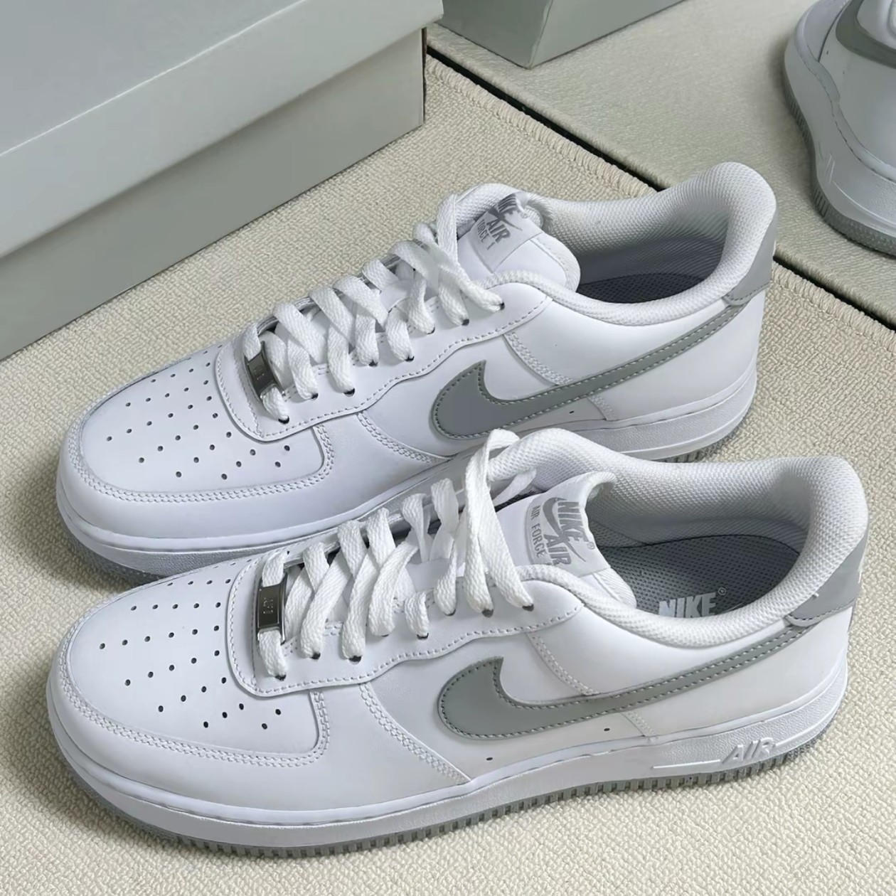 Nike耐克男鞋2024新款AIR FORCE 1空军一号休闲鞋板鞋FJ4146-100,淘宝优惠券,粉丝福利购,淘宝优惠卷