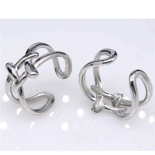 Fresh hollow exaggerated titanium steel ring for men and-图1