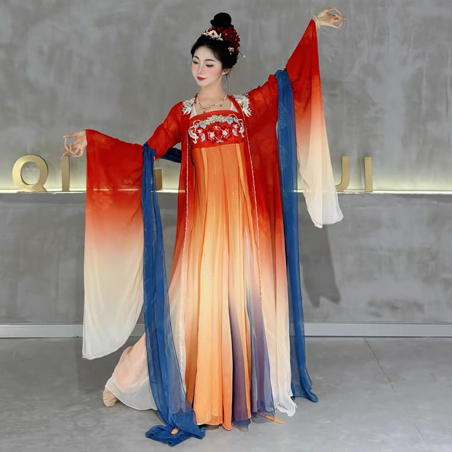 大唐夜宴古典舞演出服汉唐舞蹈服飘逸舞蹈服舞台表演服汉服新款冬,淘宝优惠券,粉丝福利购,淘宝优惠卷