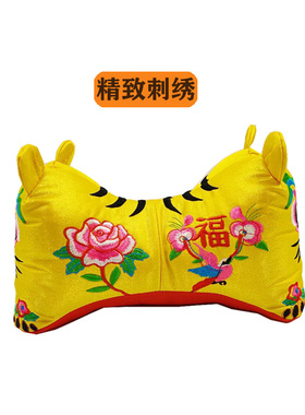 传统特色刺绣布老虎枕头布艺玩具