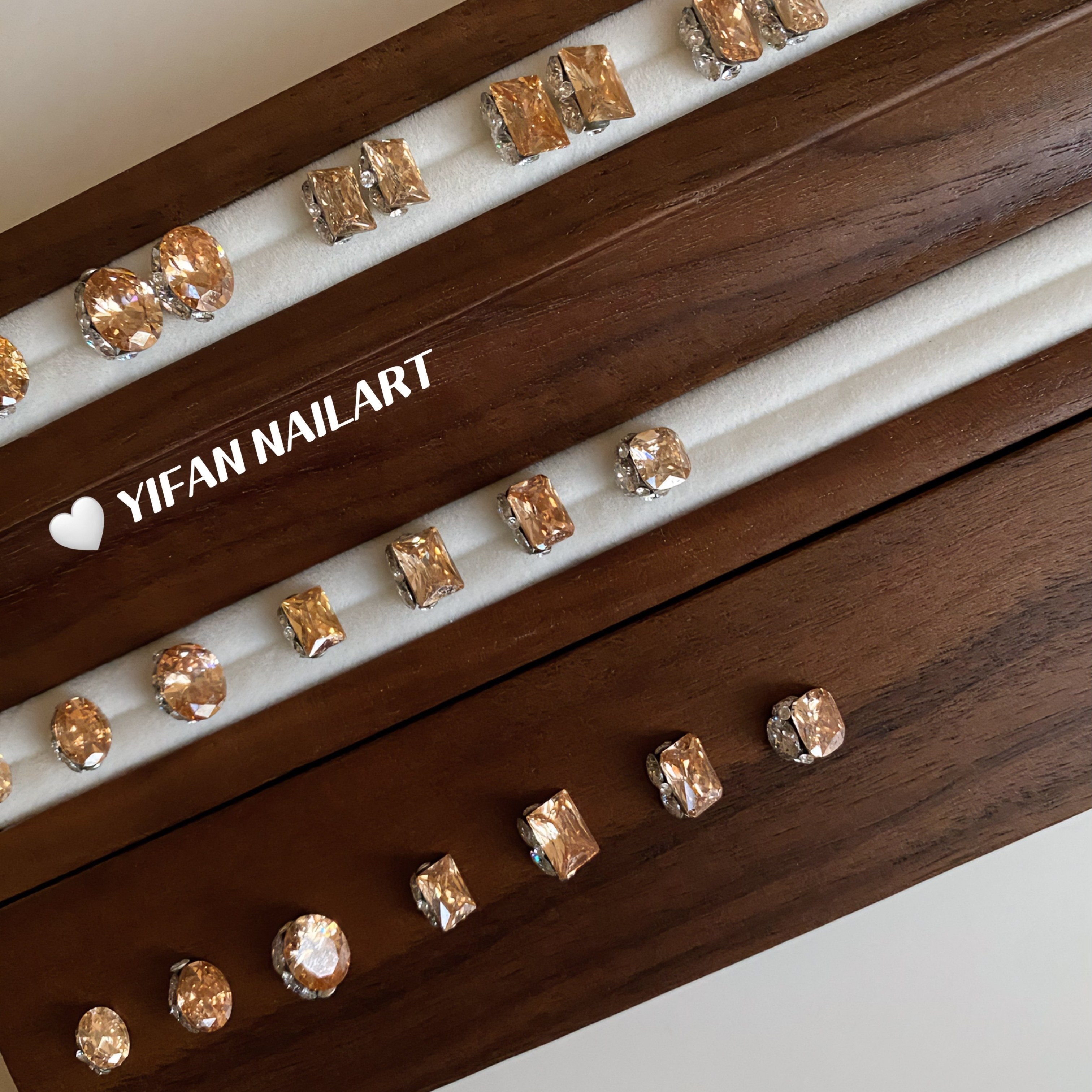 YIFANNAIL【成品堆钻】爆闪无底托香槟锆石堆钻 鸽子蛋美甲饰品D1,淘宝优惠券,粉丝福利购,淘宝优惠卷