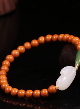 惹石和田白玉籽料萌兔手串苏工