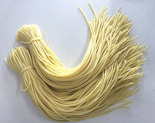 Elastic chicken skin tube valve core valve