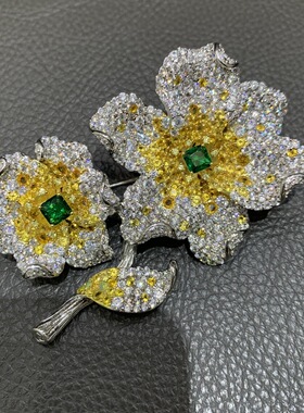 俏立 925纯银镶锆石花朵胸针吊坠两用款 高品质