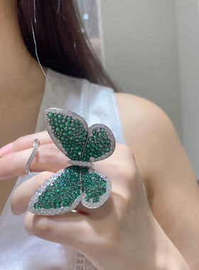 俏立蝴蝶戒指纯银多色入