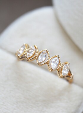 日系小众风格女士复古天然白色托帕石戒指S925纯银镀金个性透明