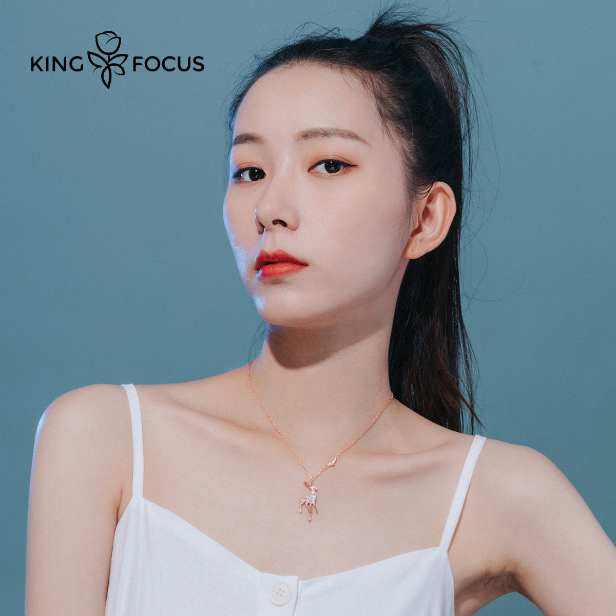 一路鹿有你女轻奢施华世洛奇锁骨链 秦福炫项链