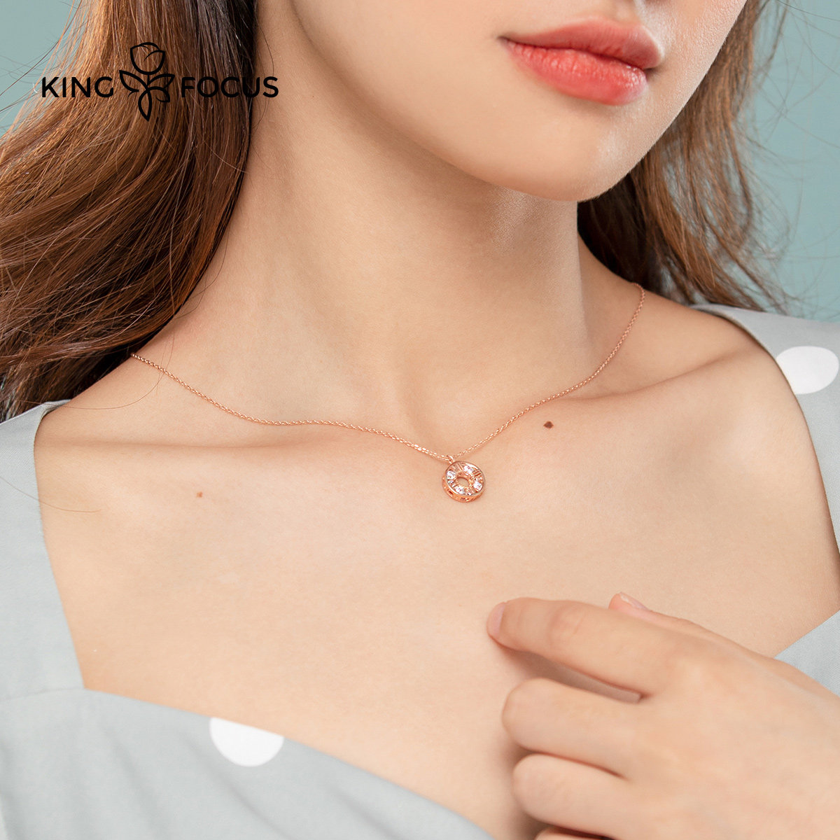 彩金施华世洛奇女小众设计感锁骨链 秦福炫项链