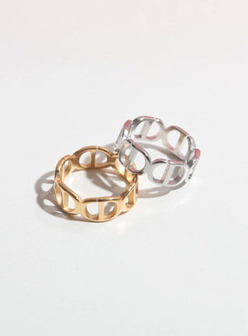 欧美猪鼻子字母戒指女小众时尚个性冷淡风不掉色镂空指环钛钢