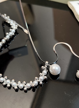 2025新款法式拼接珍珠吊坠项链