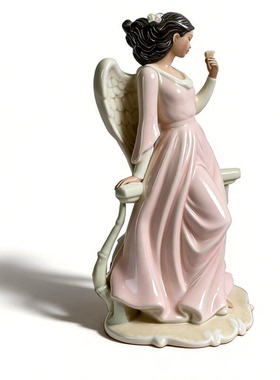 雅致西班牙天使陶瓷桌面装饰品