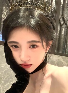 鞠婧祎同款黑色丝绒锁骨链劲链