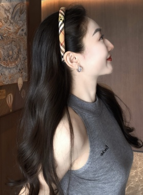 猪鼻子窄版卡其棕格纹布艺发箍