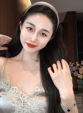 智性姐感猪鼻子雾灰缎面宽发箍