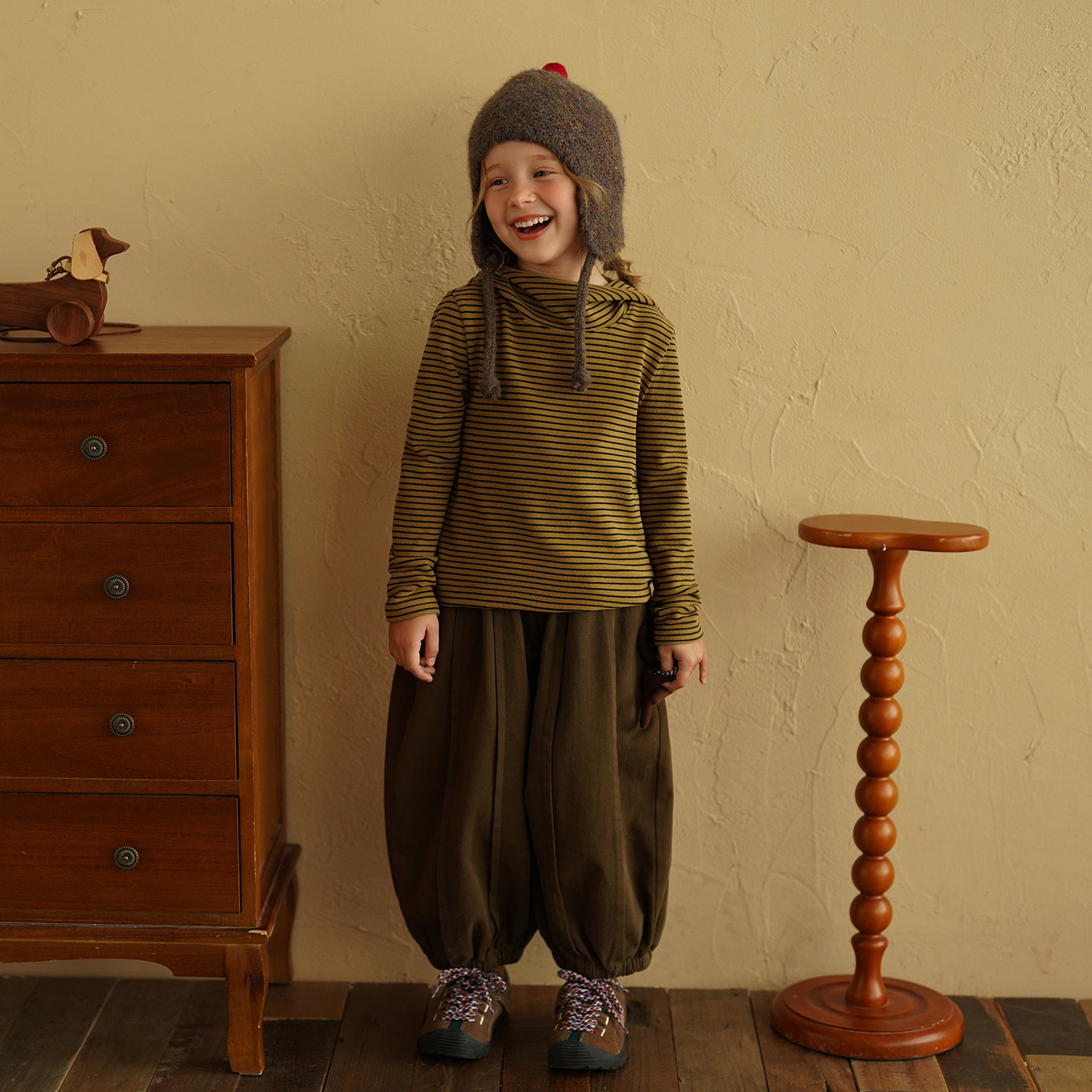 砚台家童装女童复古混色针织羊毛球球护耳INS秋冬新款儿童毛线帽,淘宝优惠券,粉丝福利购,淘宝优惠卷