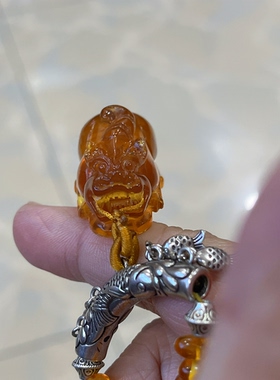 新中式国风原创天然金珀貔貅吊金珀琥珀随型珠串项链毛衣链