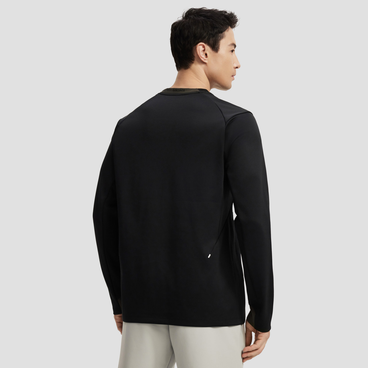 DESCENTE迪桑特TRAINING综训训练运动健身男士长袖针织衫套头卫衣,淘宝优惠券,粉丝福利购,淘宝优惠卷