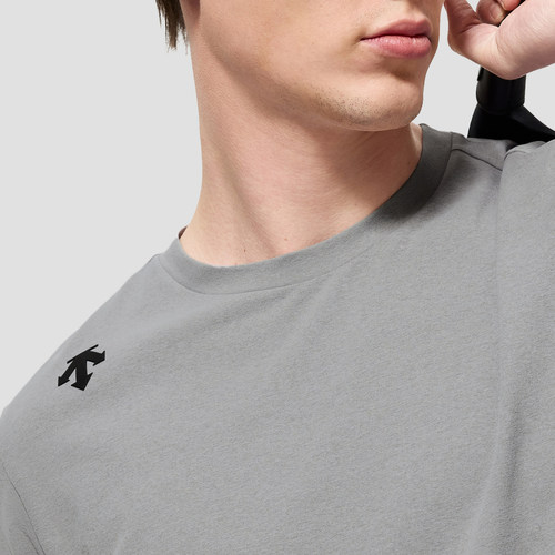 DESCENTE迪桑特TRAINING系列男士D-TOUGH吸湿速干运动T恤夏季新品 - 图1