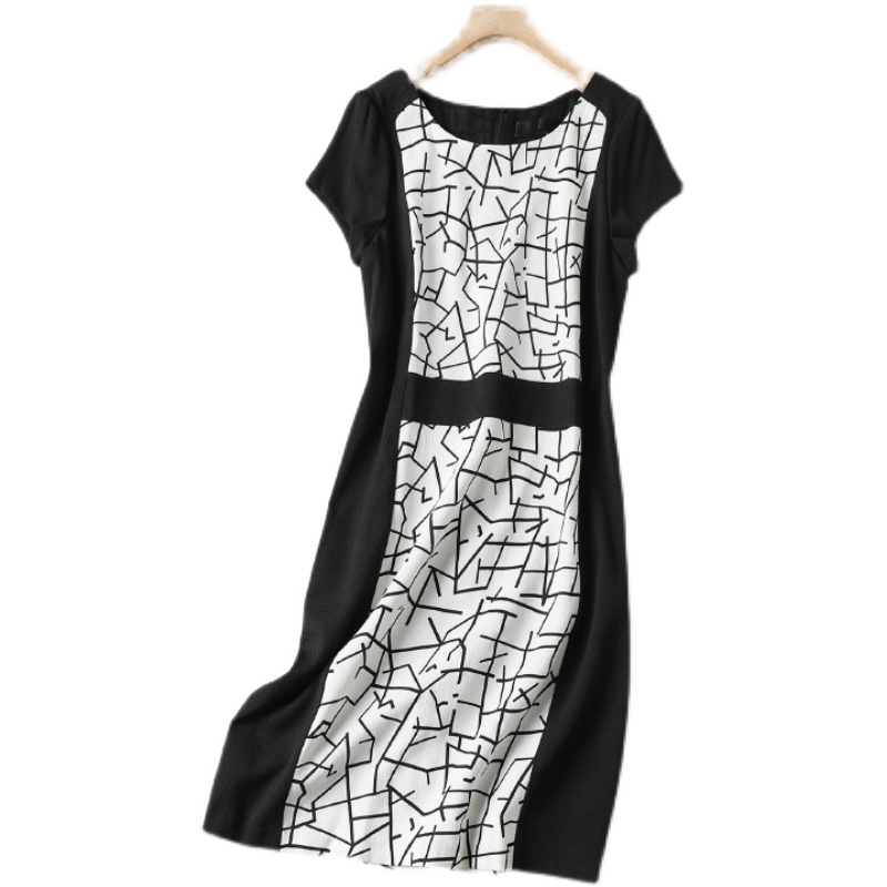 M2女装品牌折扣针织连衣裙夏季短袖小个子休闲妈妈宽松显瘦长裙 - 图3