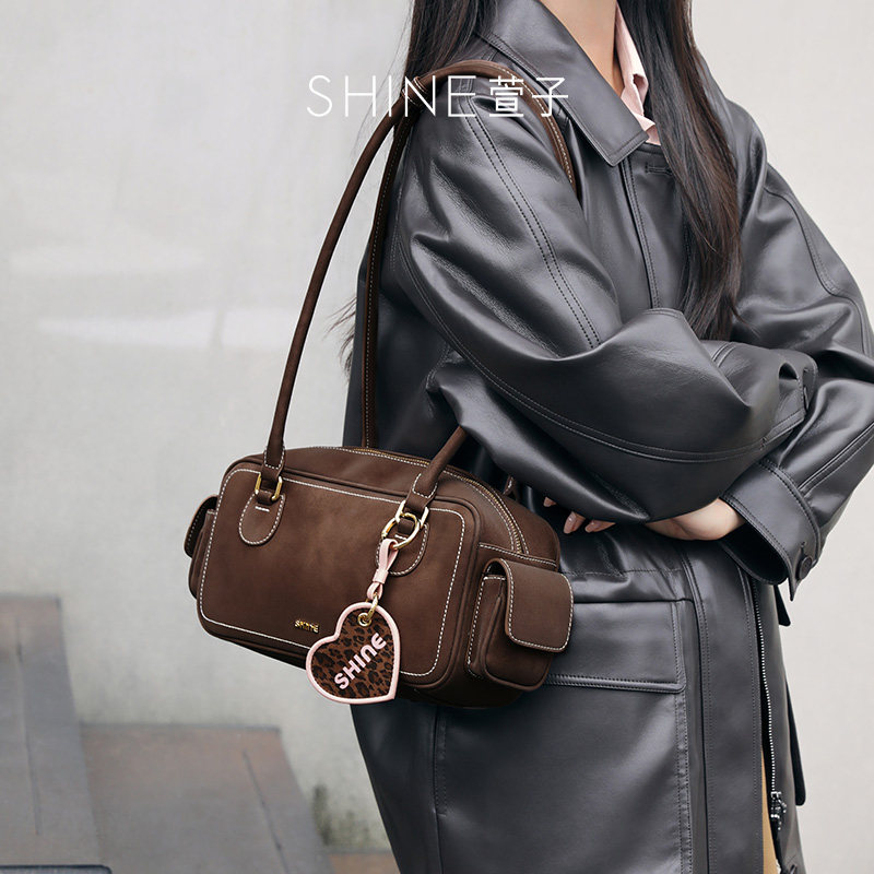 SHINE萱子饰品心动粉豹系列时髦韩系法棍包通勤单肩包保龄球包,淘宝优惠券,粉丝福利购,淘宝优惠卷