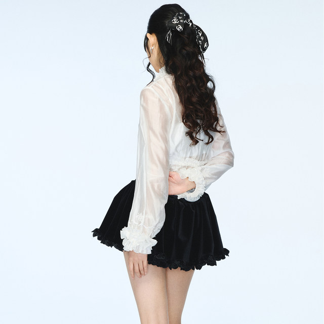ຊັ້ນເທິງ ruffle stylish
