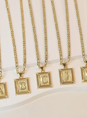 跨境热销饰品NK链男士英文26字母吊坠配饰方形镂空情侣字母项链女