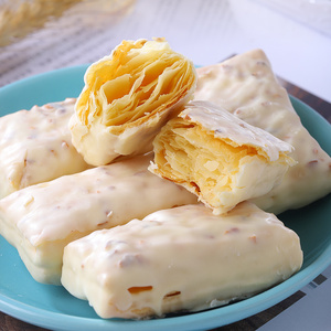 其妙松塔千层酥饼干